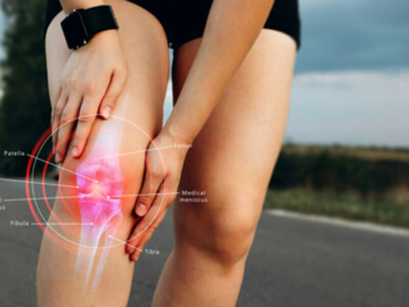 Extremity knee pain treatment and chiropractic care in Peoria IL